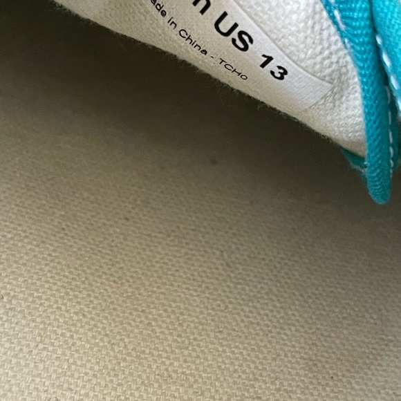 Men’s Vans 13 - Picture 3 of 3